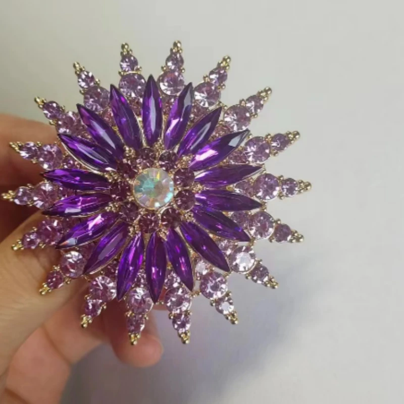 铜合金锆石胸针 重工时尚新中式紫色胸针宫廷风镶嵌中古7181