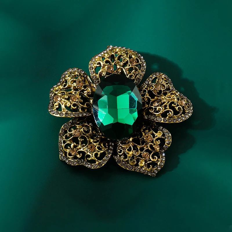 铜合金胸针 时尚轻奢绿色富贵宫廷大气胸针 7006