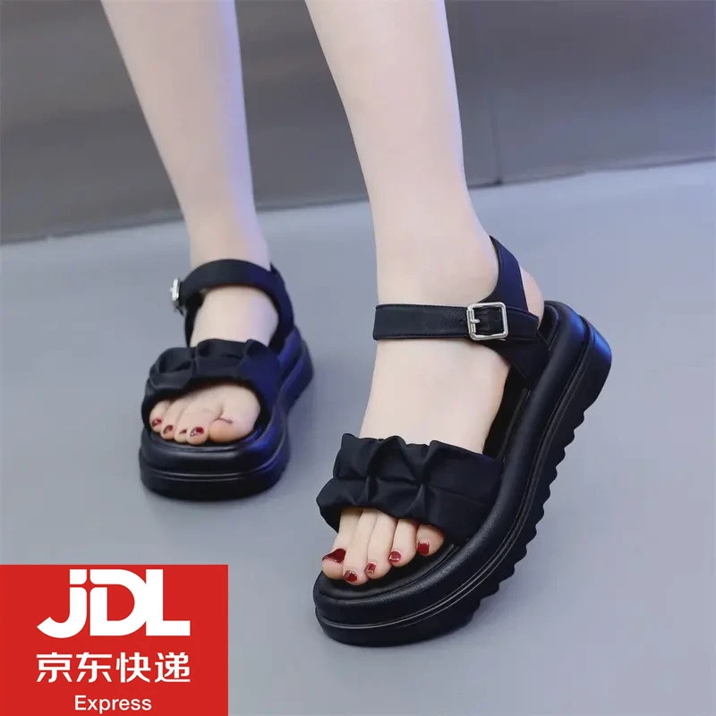 【京东发货】轻便踩屎感凉鞋夏季新款一字扣时尚软底外穿休闲沙滩鞋