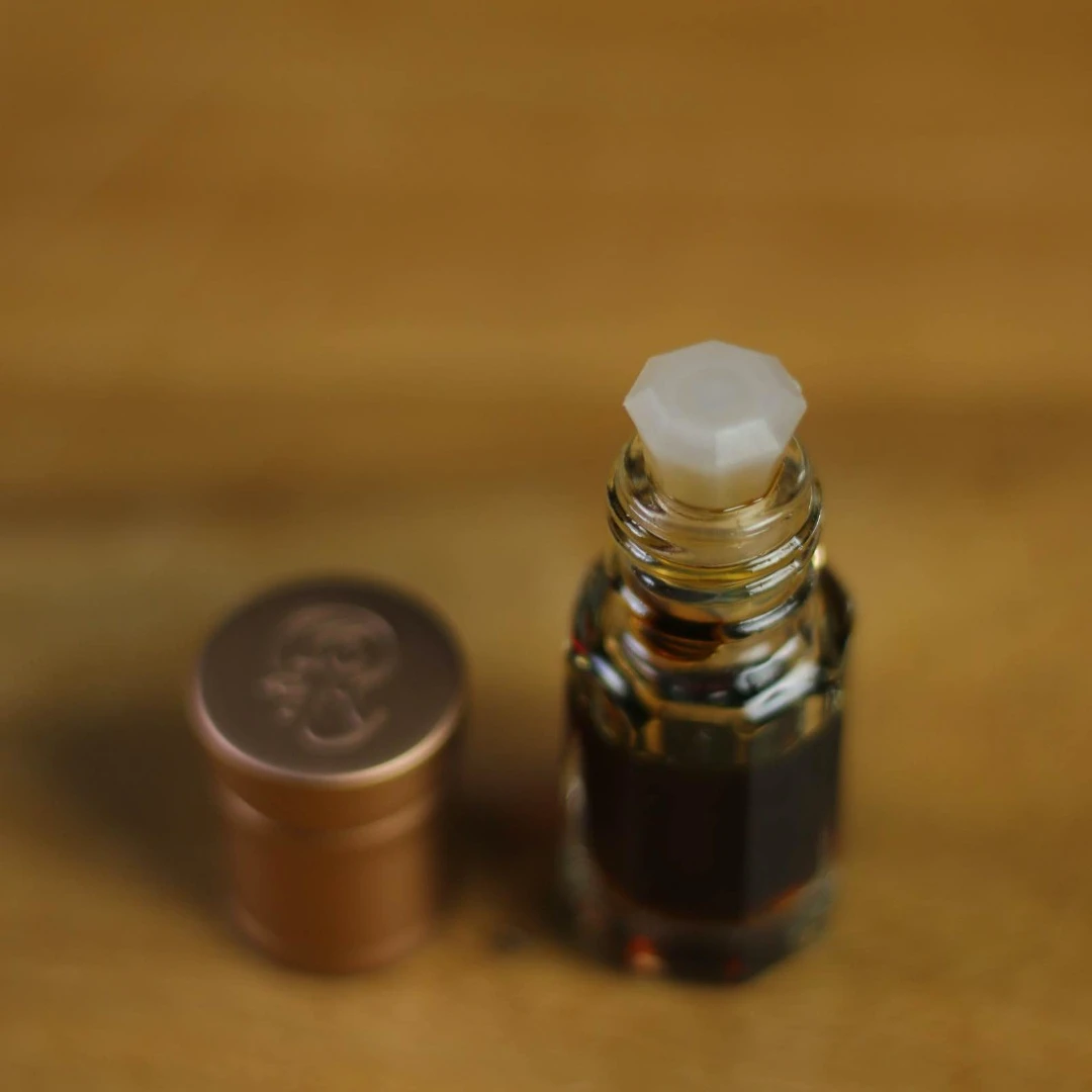 楠胄【沉香精油】2ml 古法精油 天然老料香薰香料