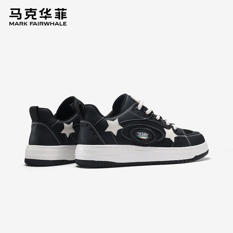 马克华菲鞋子男秋季透气板鞋2026新款软底男士运动鞋黑色休闲男鞋