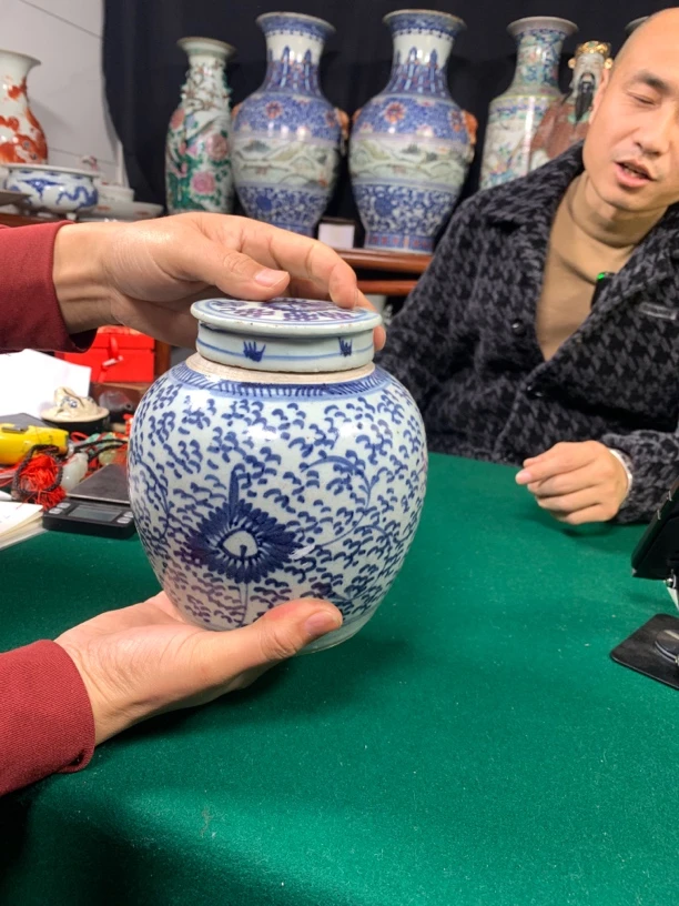 清雍正青花凤眼罐