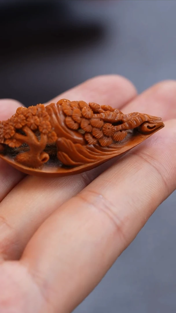 【闪购商品】橄榄核吊坠苏工橄榄核