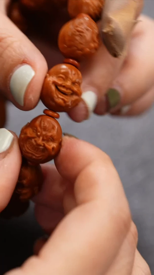 【闪购商品】橄榄核吊坠苏工橄榄核