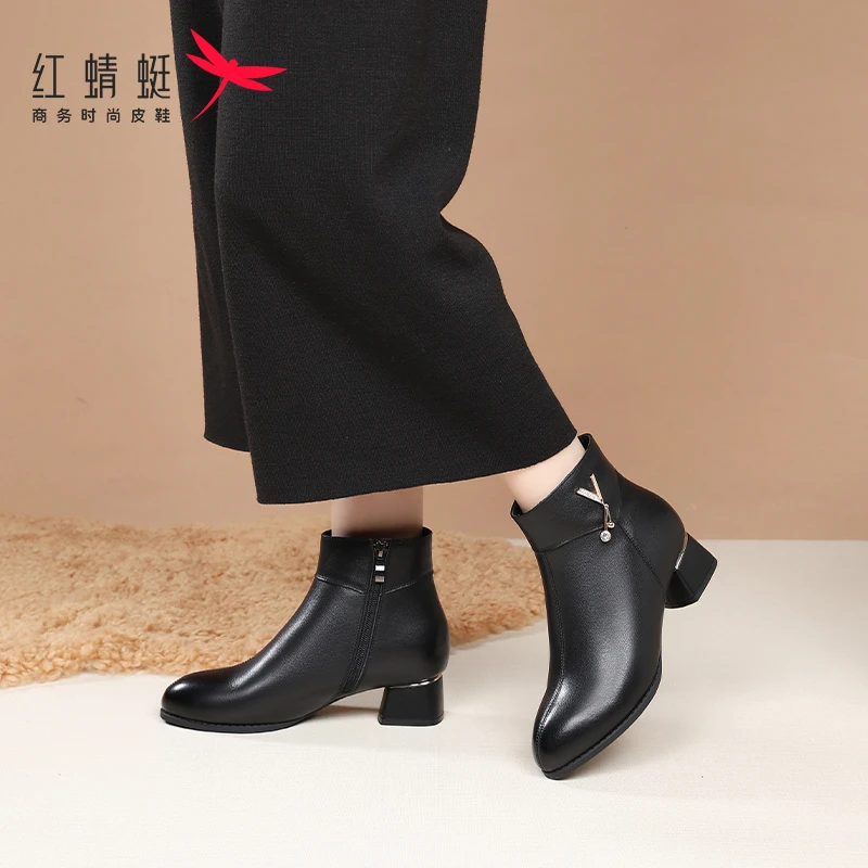 红蜻蜓女鞋真皮高跟英伦风短靴马丁靴女2024新款秋冬季加绒妈妈鞋