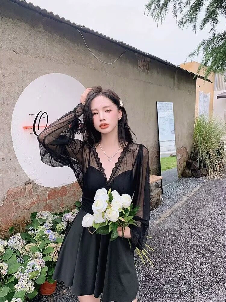 2024年新款大码泳衣女夏季胖mm性感聚拢长袖裙式黑色显瘦保守遮肚