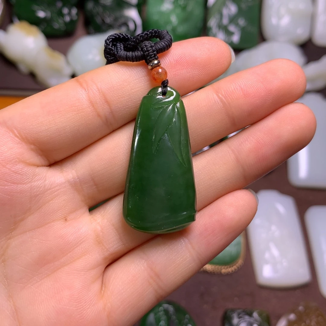 和田玉挂件未镶嵌