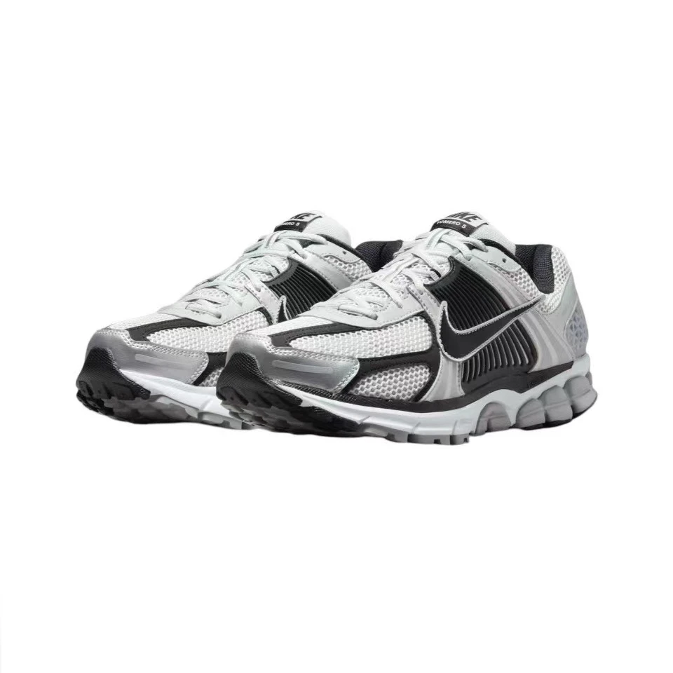 NIKE/耐克耐克男鞋  ZOOM VOMERO 5复古潮流时尚运动鞋 FJ4151004