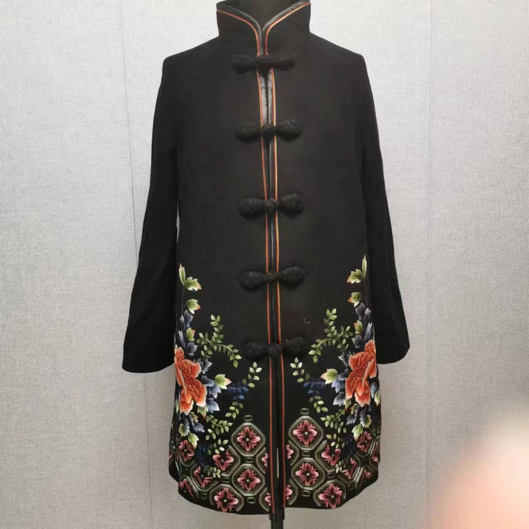 格格女士羊毛优雅绣花秋冬大衣G64NM020499