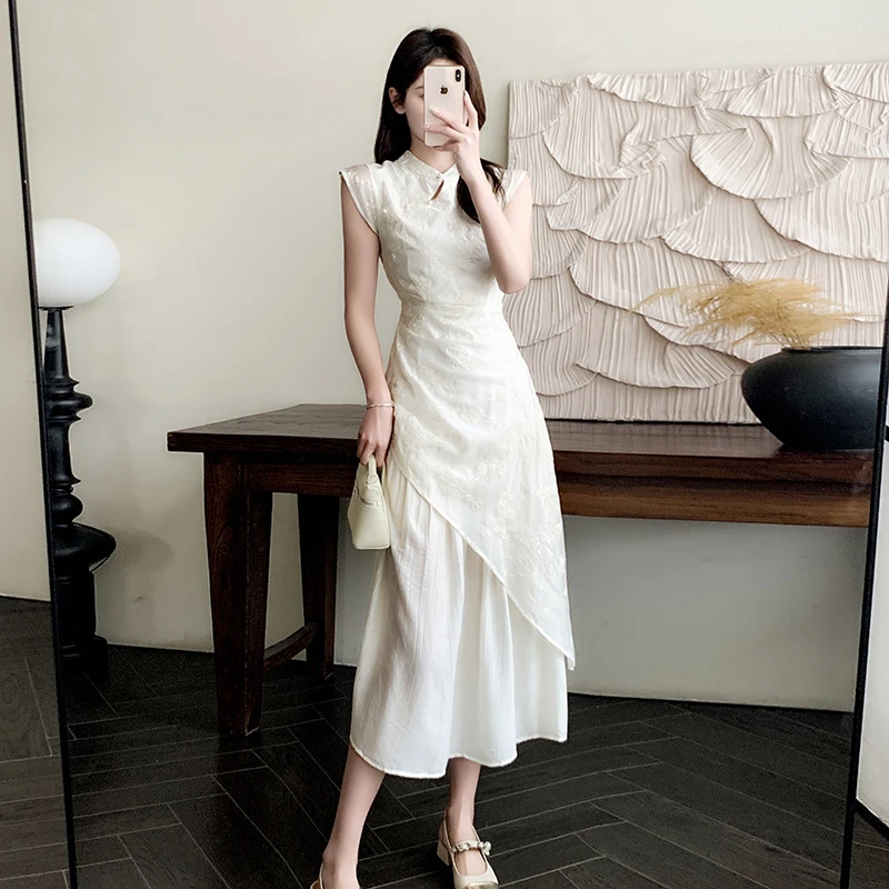 新款实拍夏季新款新中式温柔优雅无袖不规则假两件长款绣花连衣裙