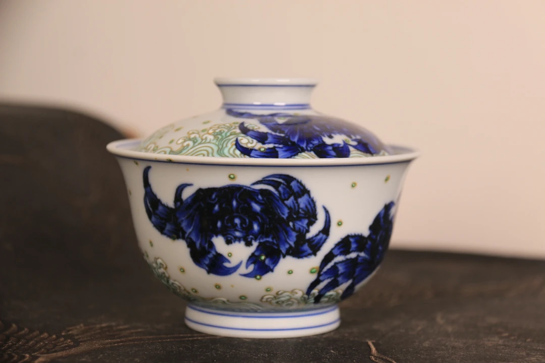 【君和甄选】釉下青花海水纹螃蟹盖碗