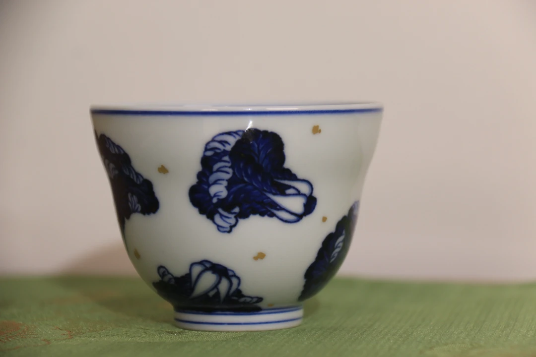 【君和甄选】釉下青花白菜折腰杯