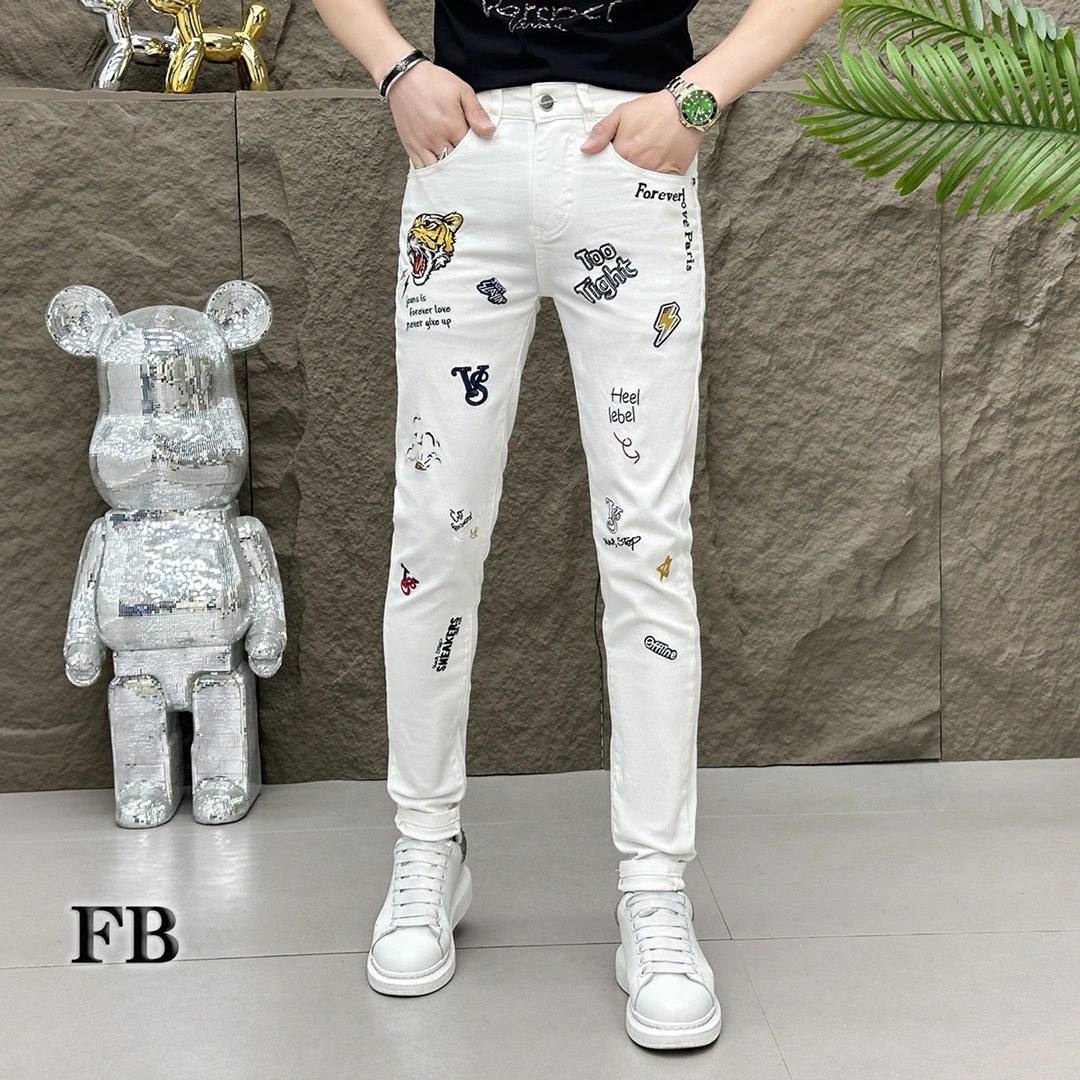 夏季新款时尚潮流男士刺绣修身牛仔裤3155