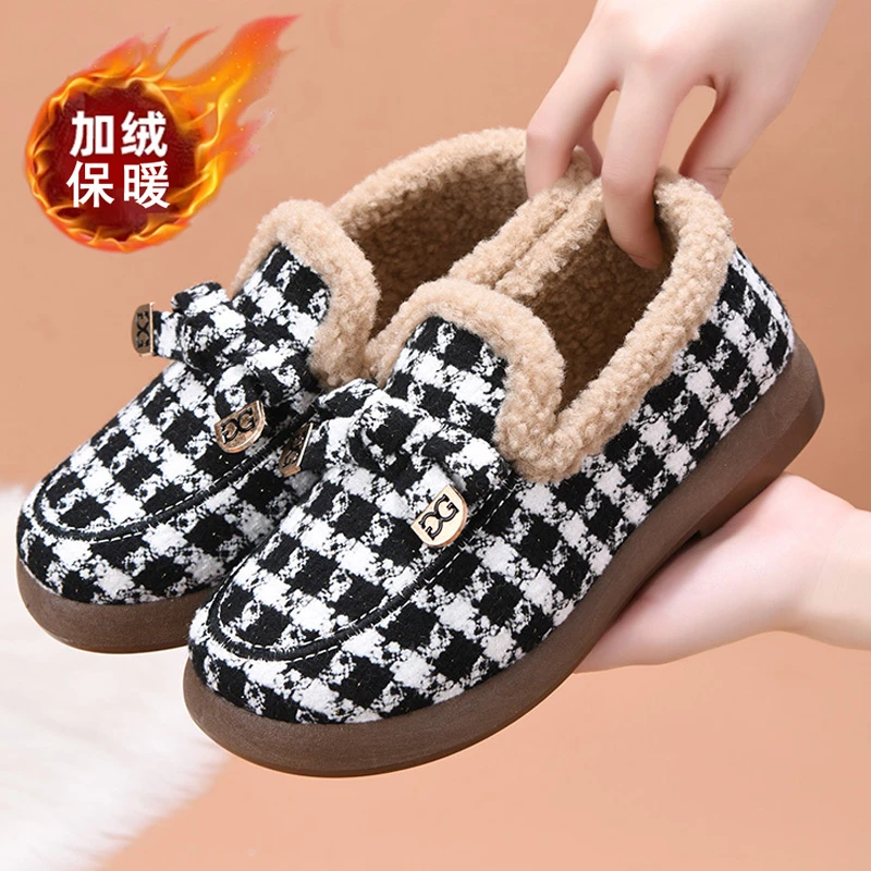 新款懒人豆豆鞋女冬外穿防滑老北京布鞋女加绒加厚保暖休闲妈妈鞋