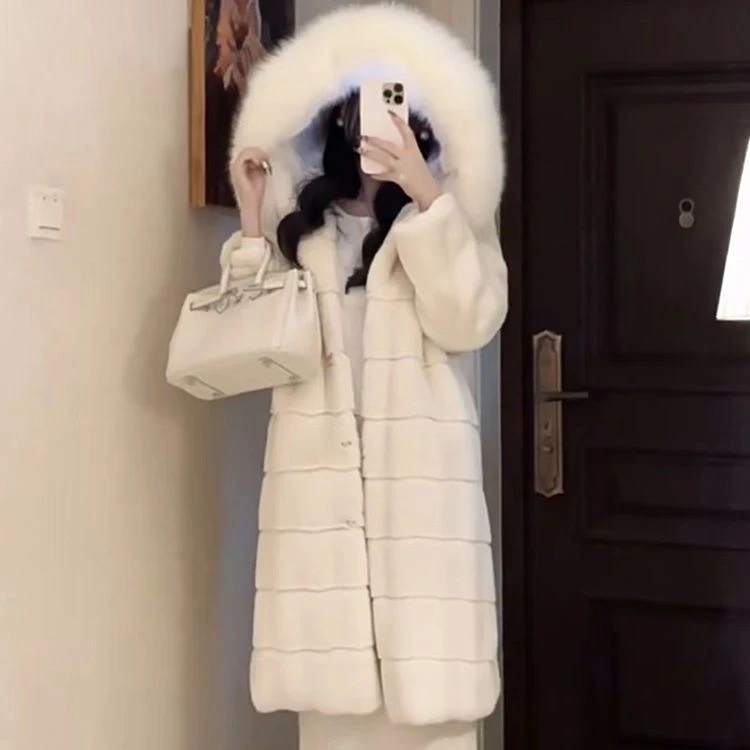 2024冬季新款加厚棉衣外套女超大仿狐狸毛领中长款连帽厚大衣