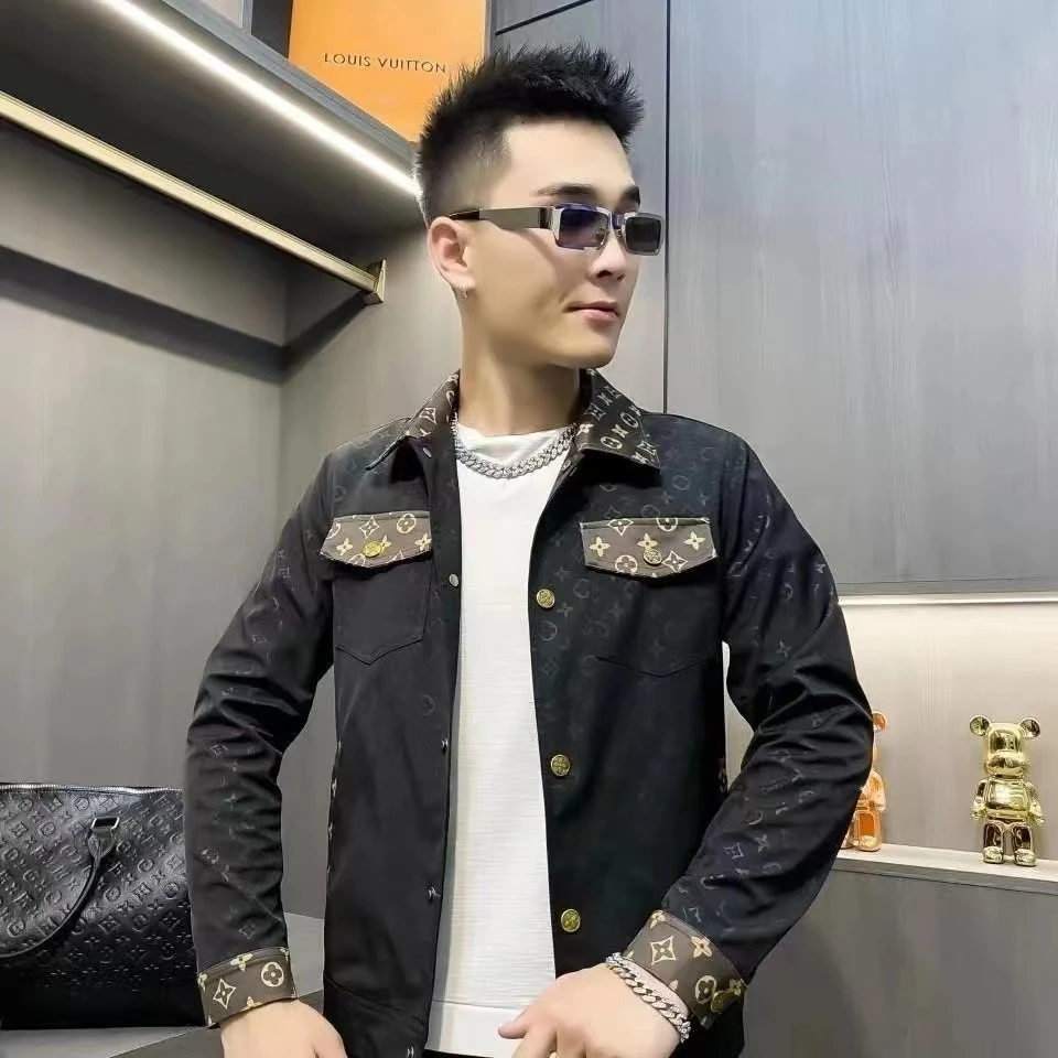 男士春秋翻领新款夹克外套修身老花工艺款休闲男印花百搭短款潮流