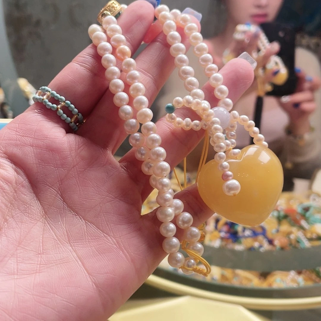 【闪购商品】琥珀颈饰未镶嵌
