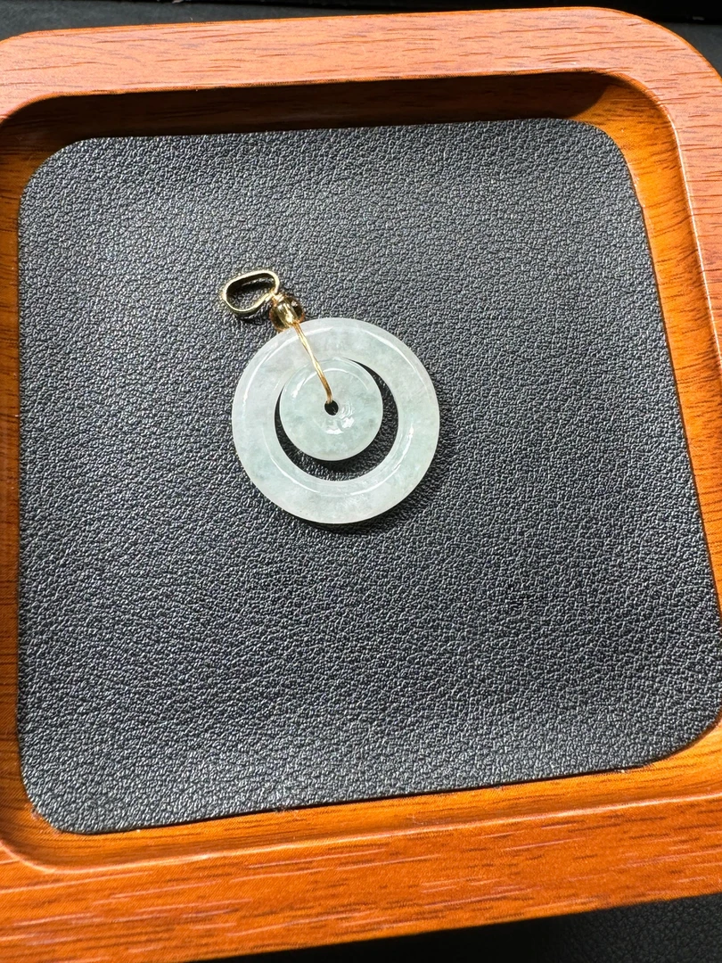 天然A货翡翠-子母扣（多样性发其一）