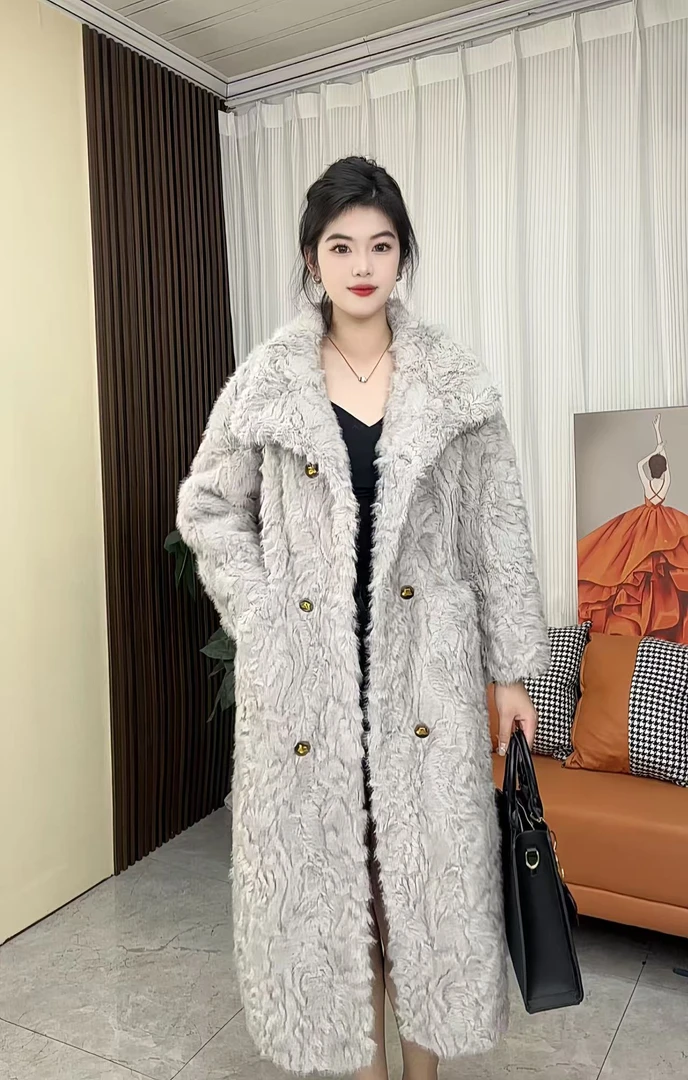 冬款宽松大码女士皮毛一体外套大衣加厚