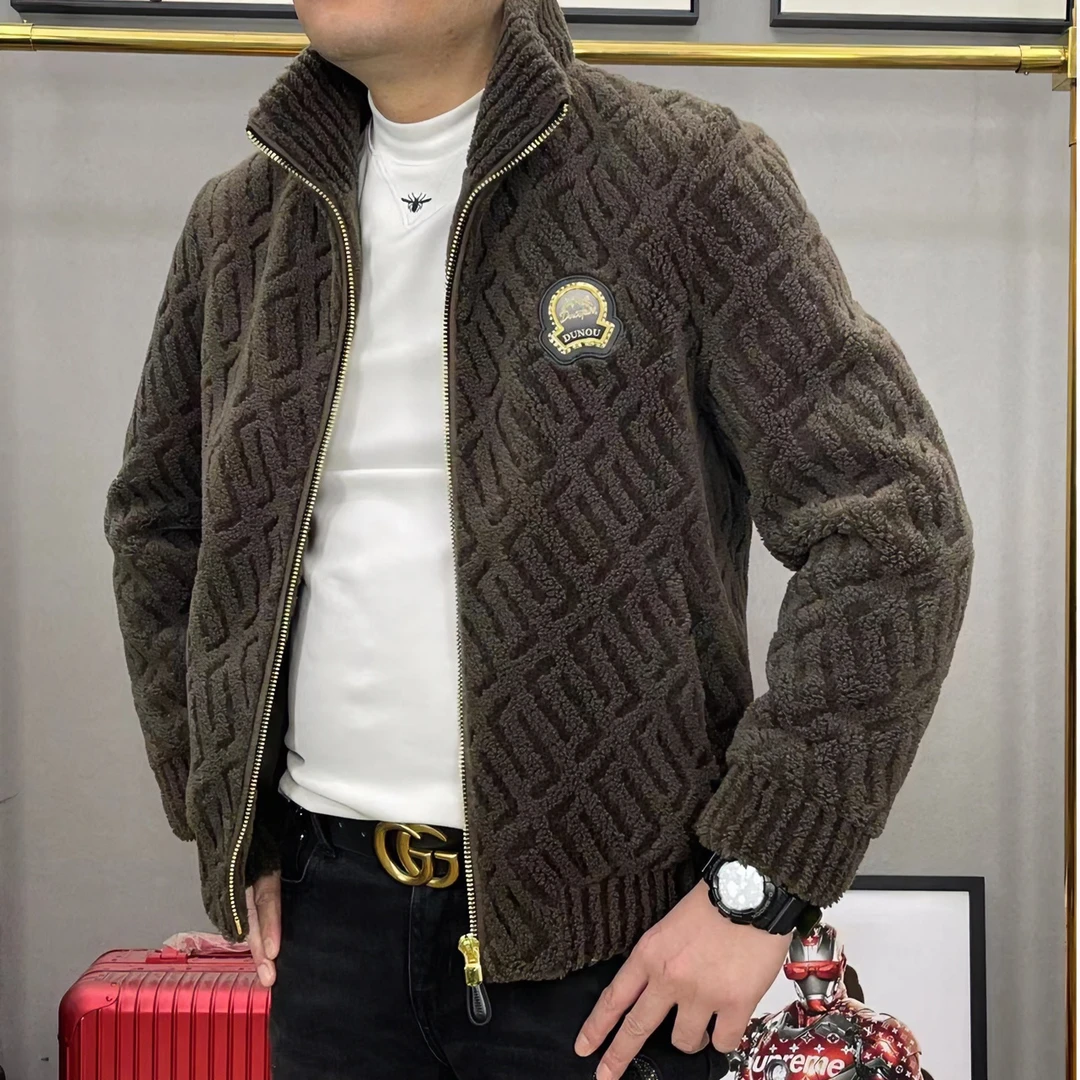 【衣捞坊】2024秋冬新款欧货男士绵羊毛雕花休闲夹克262
