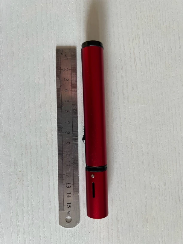 过年拿它点烟花是不是更帅气，也不怕被引线溅到手