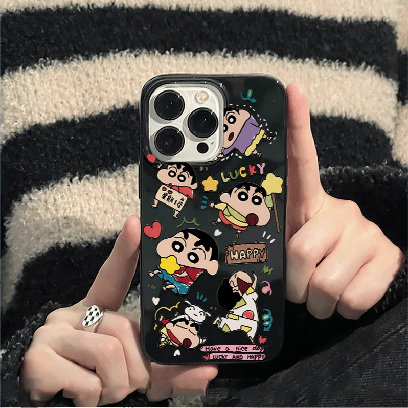 搞怪蜡笔小新适用苹果手机壳iphone15可爱14涂鸦13promax情侣新卡