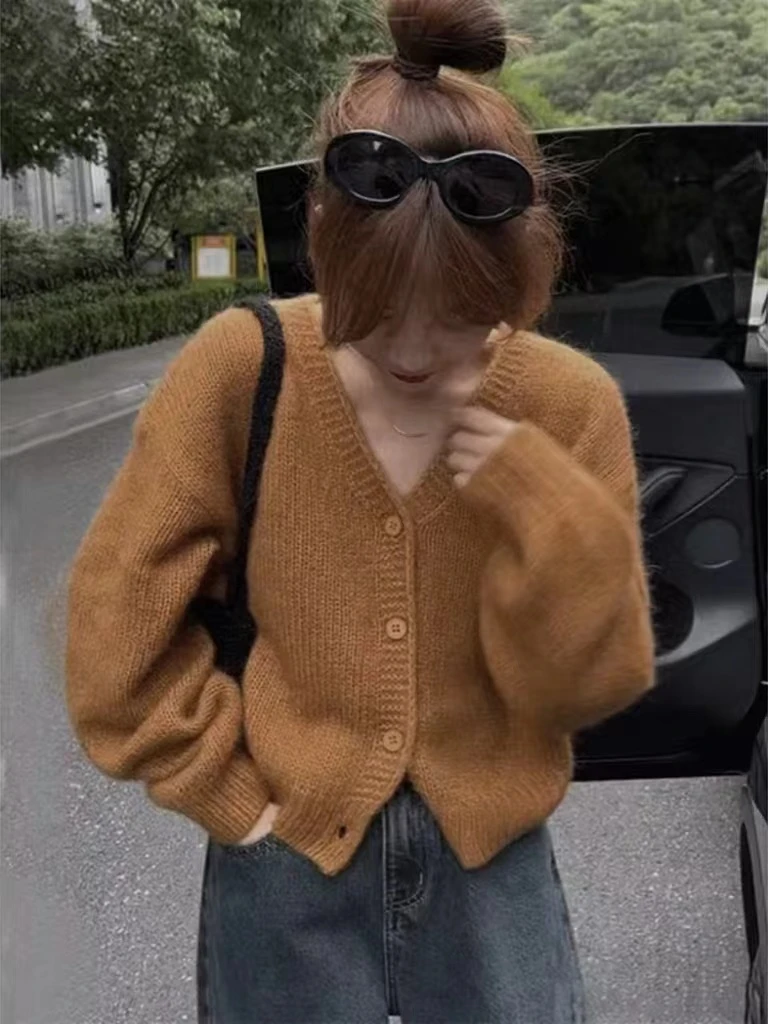 玲家精选5510款号V领短款开衫