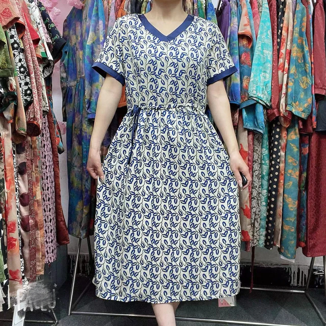 粉丝专属2009 气质减龄V领小碎花显瘦连衣裙