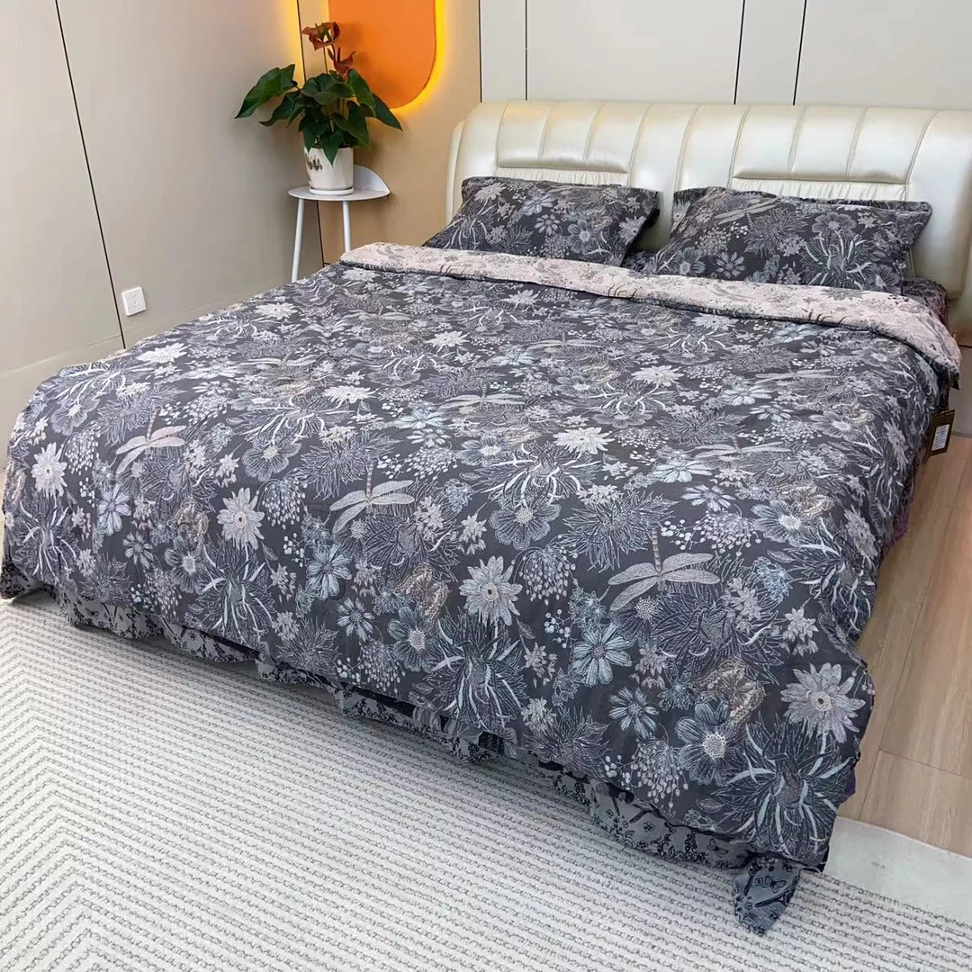 【花间蜻蜓加大被】230*250cm中古老钱浮雕设计加大双人被亲肤床品