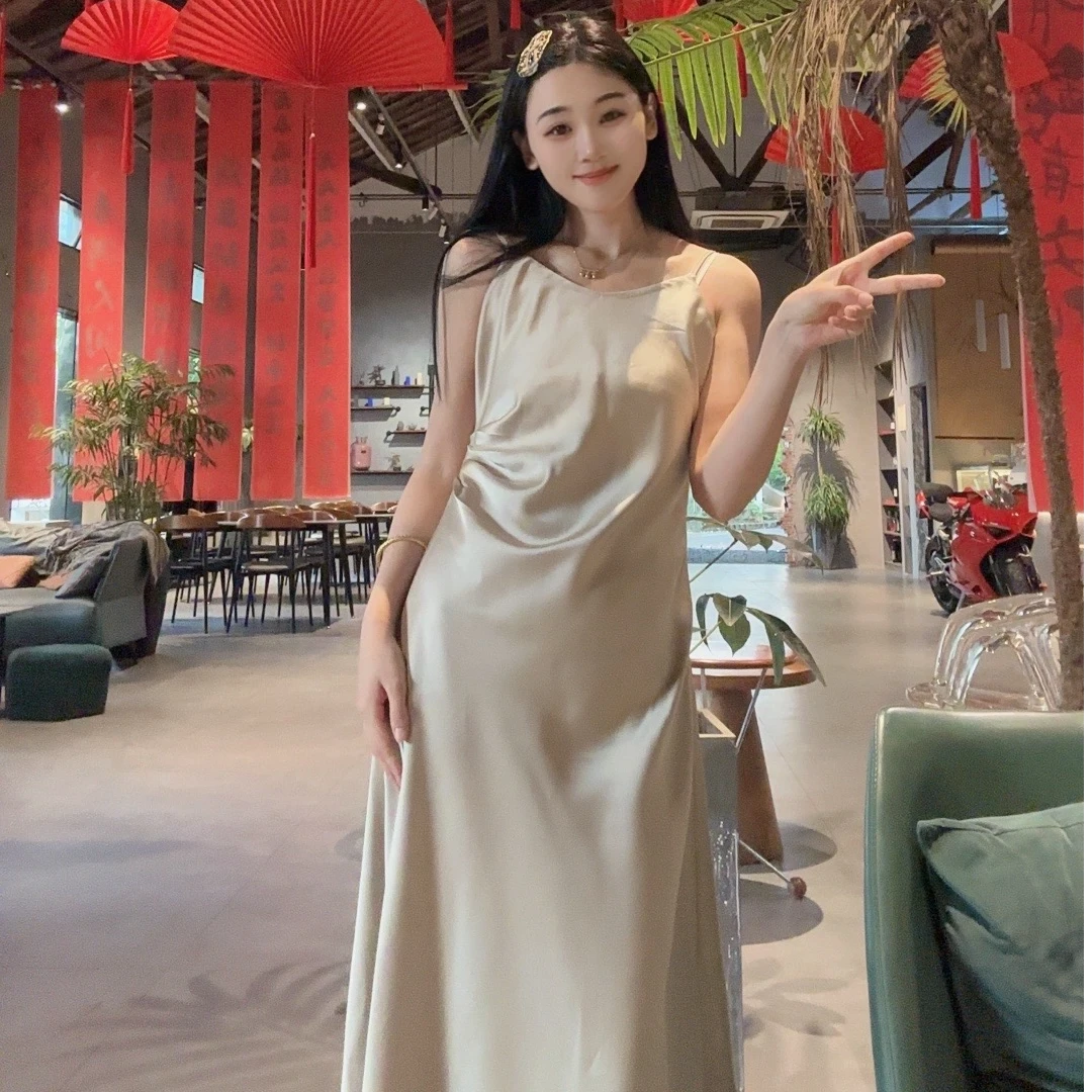 法式宽松连衣裙时尚气质收腰褶皱外穿吊带中长款连衣裙显瘦#750