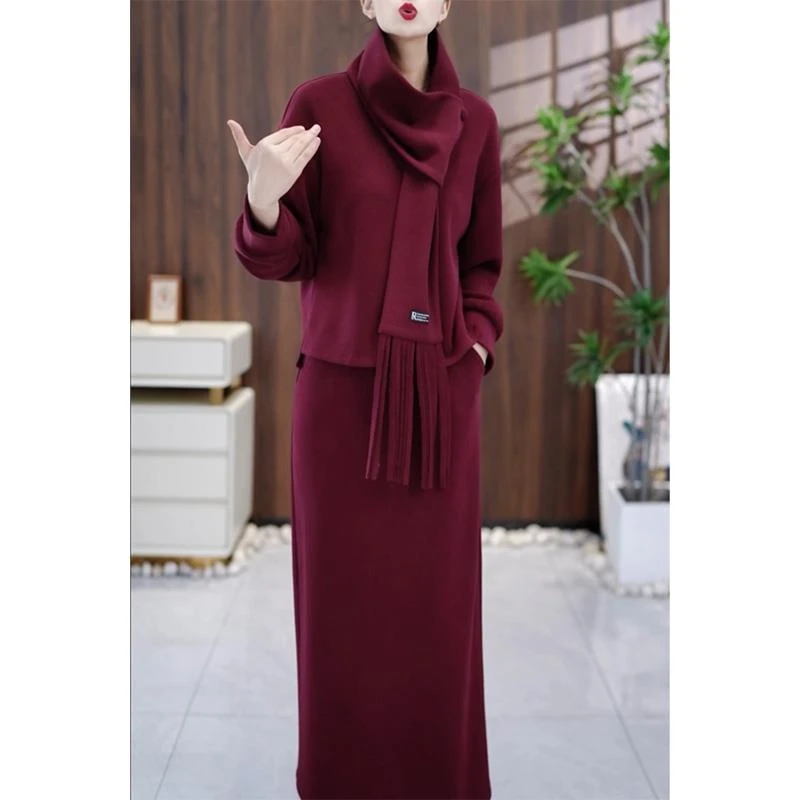 围巾领三件套加厚裙子女2024秋冬新款安哥拉红妈妈套装礼服裙子潮
