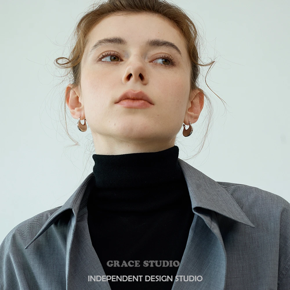 铜合金耳饰  极简小众扇形金属耳环ins博主同款设计感银杏叶耳饰