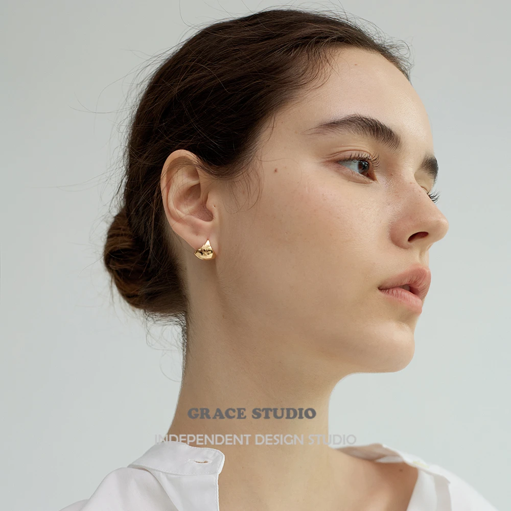 铜合金耳饰 简约基础款小瓜子光面金属耳扣个性百搭三角耳环