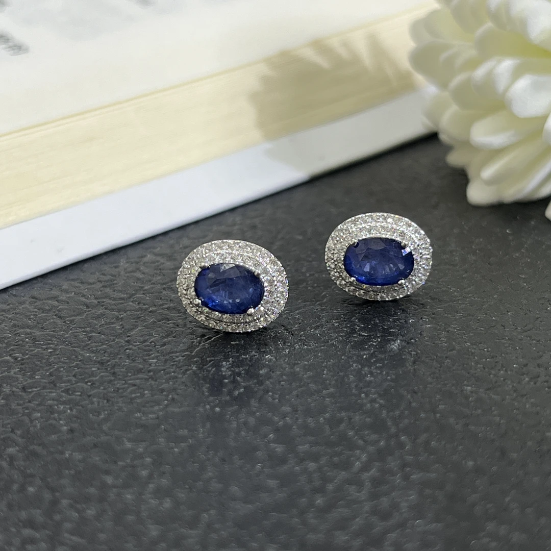 天然蓝宝石耳钉大克拉5×7mm高贵冷艳有气质