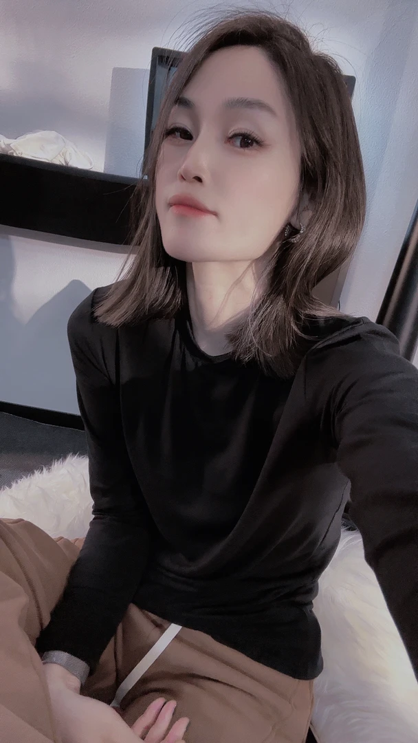 2837杨老板高品质高弹力显瘦圆领长袖T恤