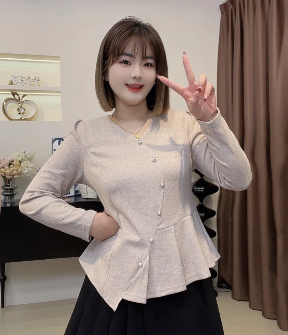 春季2025气质显瘦设计感亮片针织V领衬衫时尚百搭新款大码女装