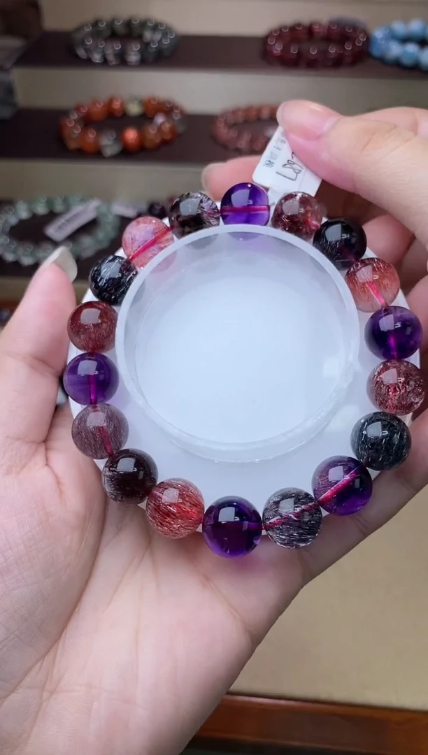 【闪购商品】水晶手链未镶嵌黑加仑超七11m+