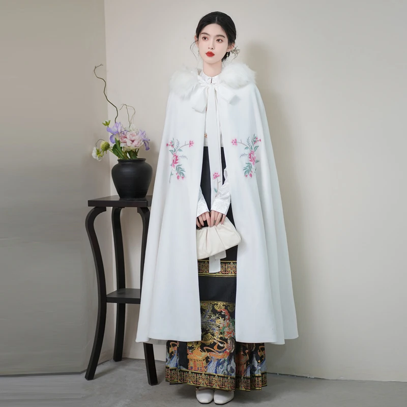 斗篷汉服女长款加绒加厚保暖外套中国风披风古装披肩马面裙套装