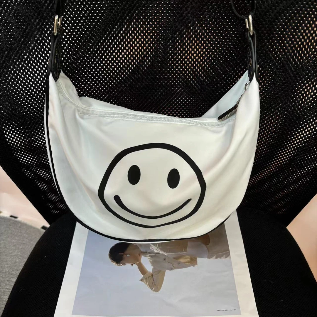 GZ2024新款潮韩版百搭单肩斜挎腋下包时尚简约休闲复古女包