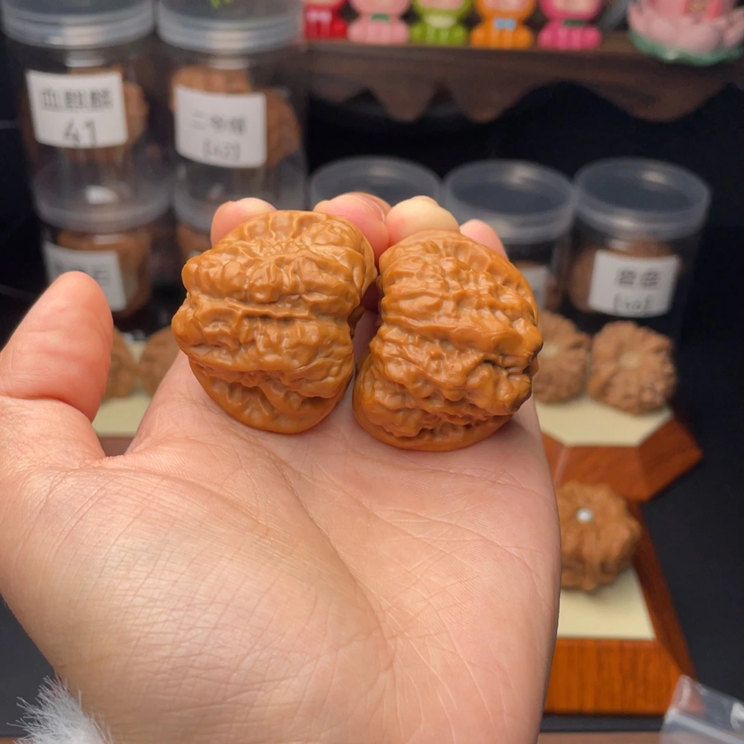 文玩核桃吊坠虾****心蛤蟆