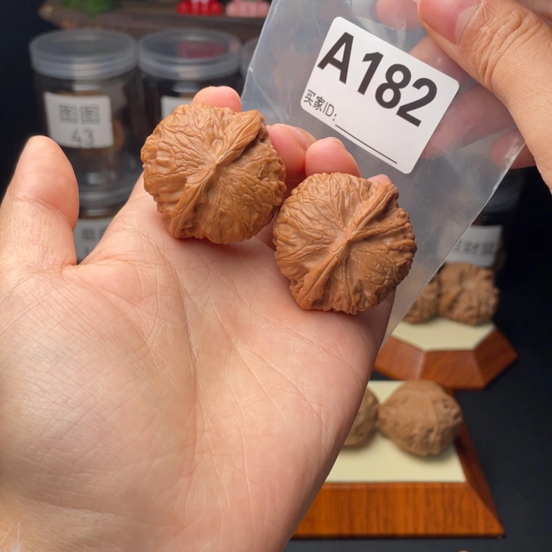 文玩核桃吊坠宫灯40全品