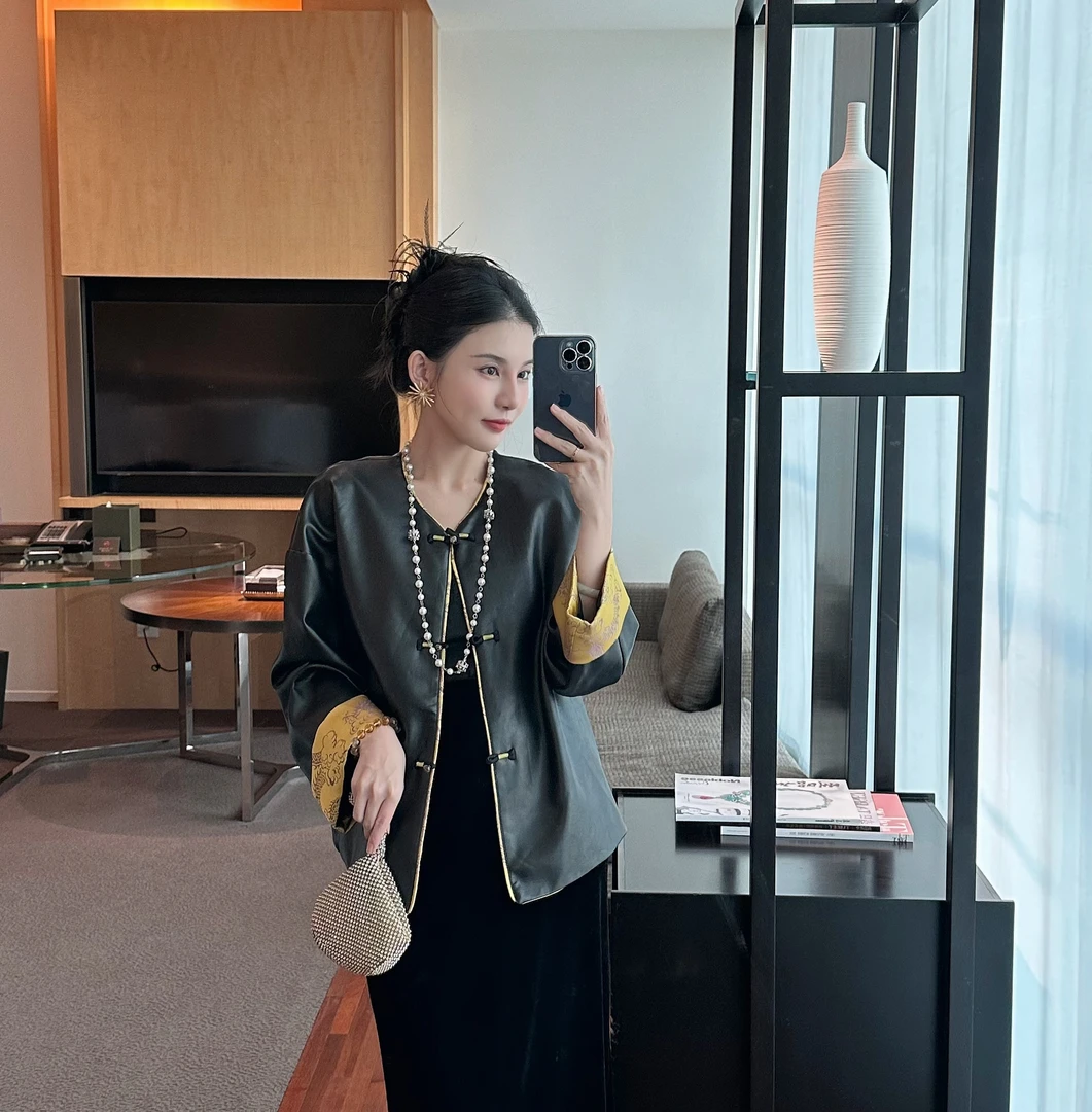 温温【初见】新中式皮衣外套女复古国风秋冬长袖上衣设计师09271