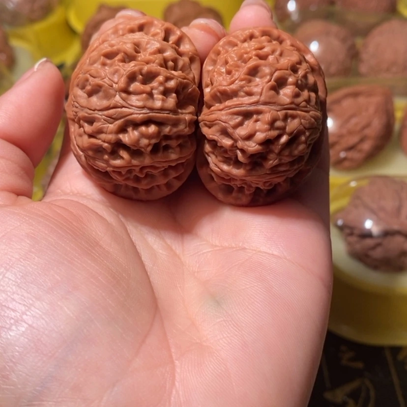 【闪购商品】文玩核桃把件嘉*