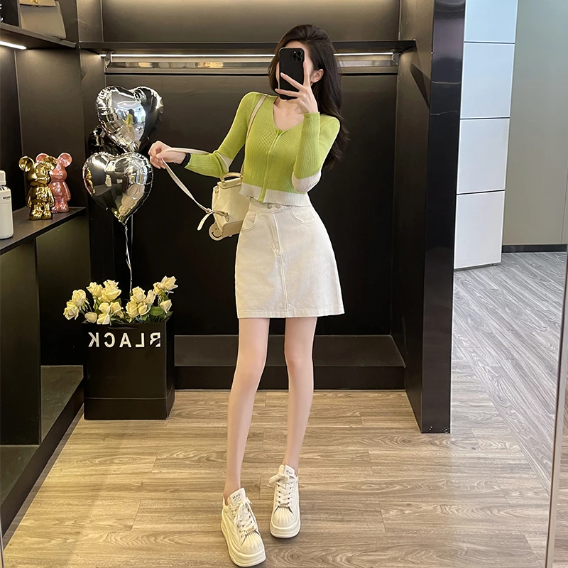 一整套秋装穿搭女装气质v领针织长袖上衣白色短裙休闲时尚两件套