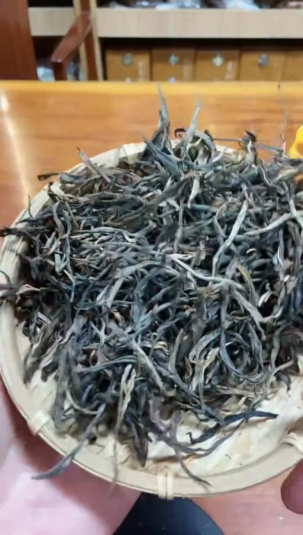 【闪购商品】2021听雨楼老班章古树春茶100克一份