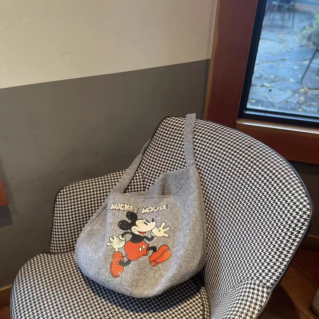 韩国东大门毛绒手提包女米奇老鼠卡通印花毛呢羊羔单肩斜挎托特包