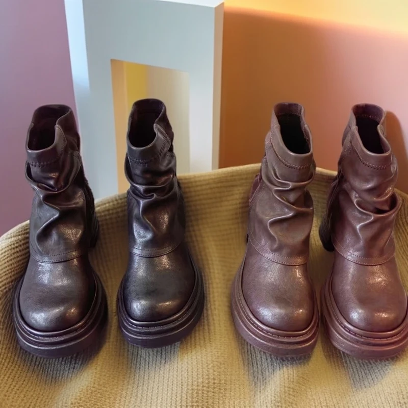 艾蘇复古短靴女2024秋冬新款手抓纹设计粗跟裤管靴秋冬新款高级感