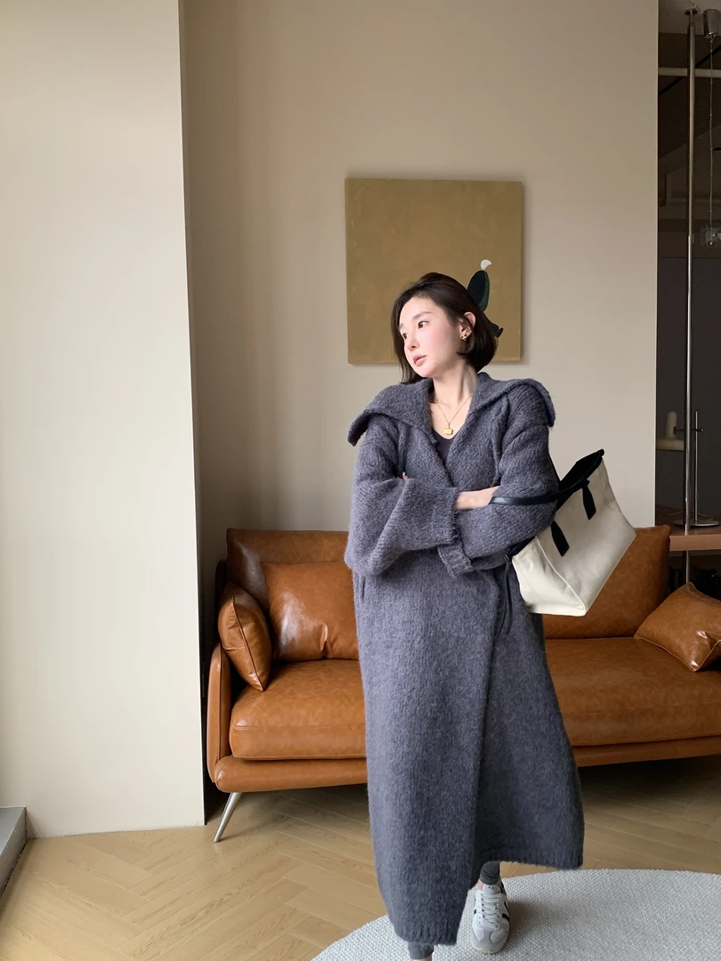 Artme瓜瓜呀【大翻领两色针织长开衫】W24105