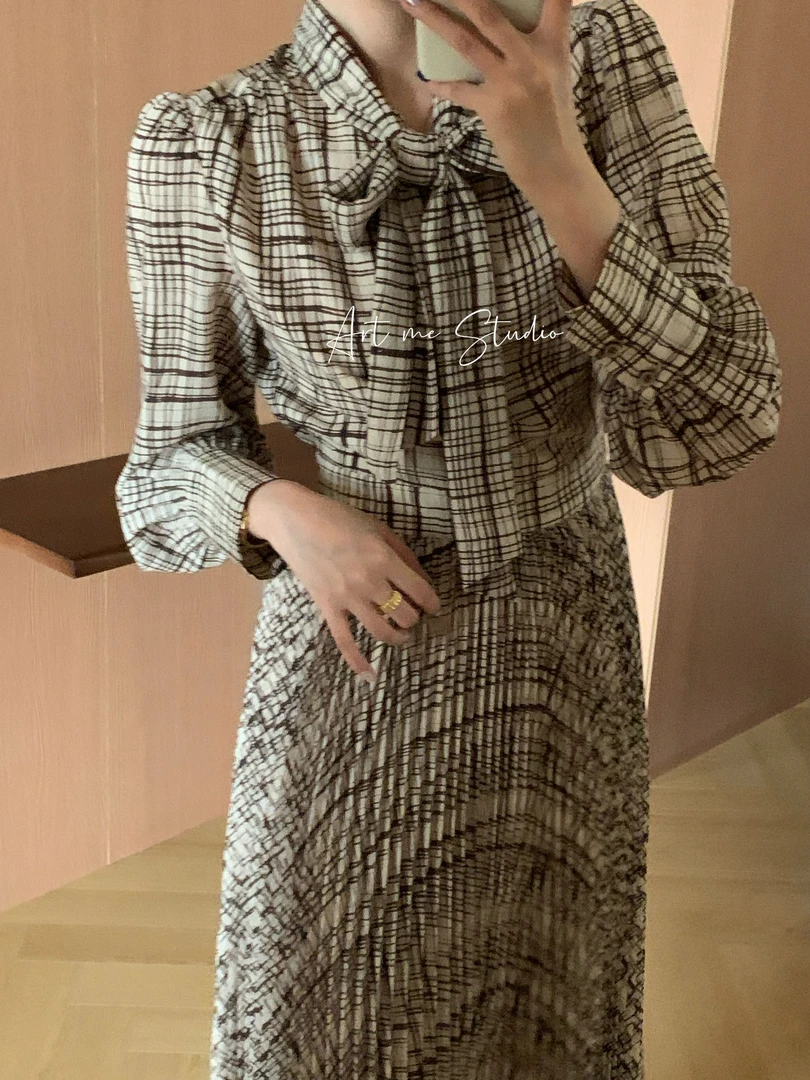 Artme瓜瓜呀【清冷学姐连衣裙】设计感气质飘带长袖连衣裙w732w2