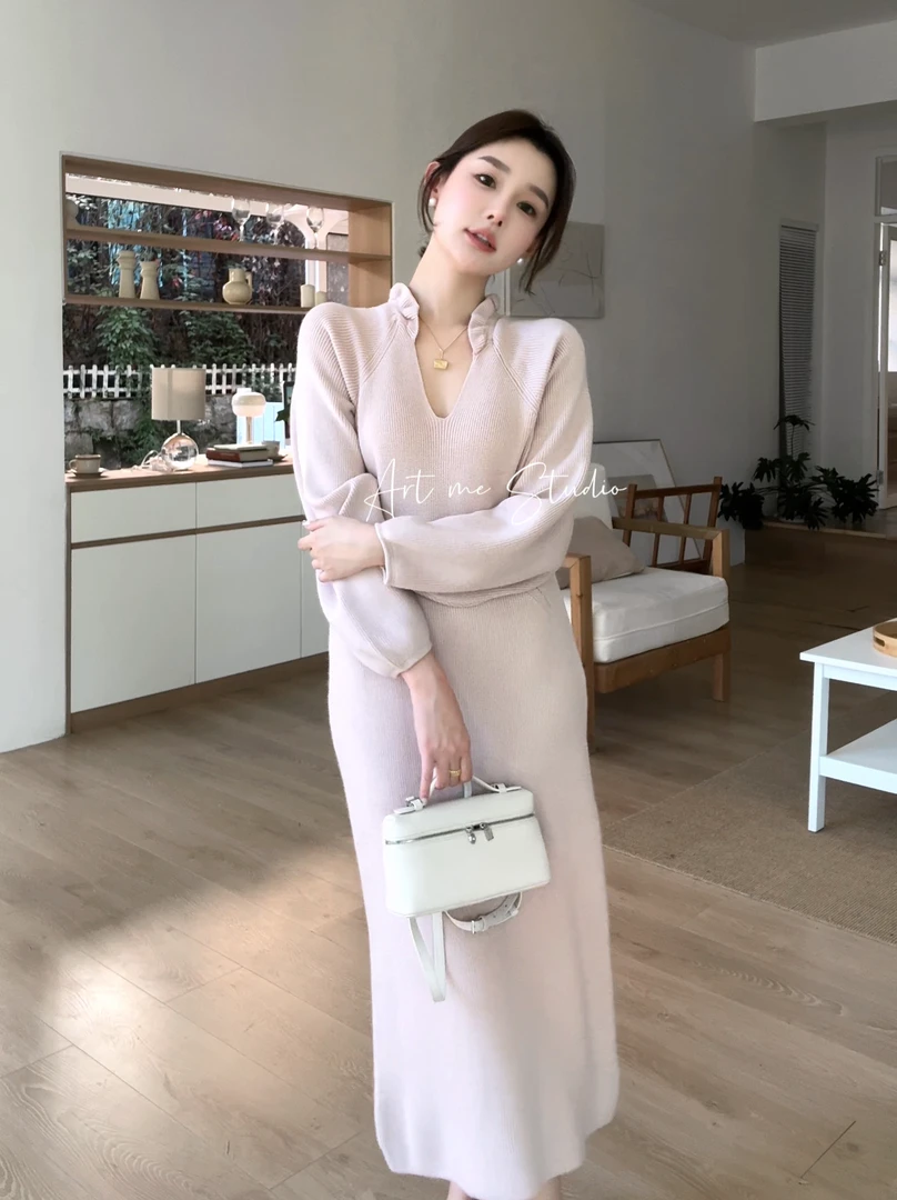Artme瓜瓜呀【蜜桃乌龙针织连衣裙】莱赛尔Y毛温柔系木耳领w24130